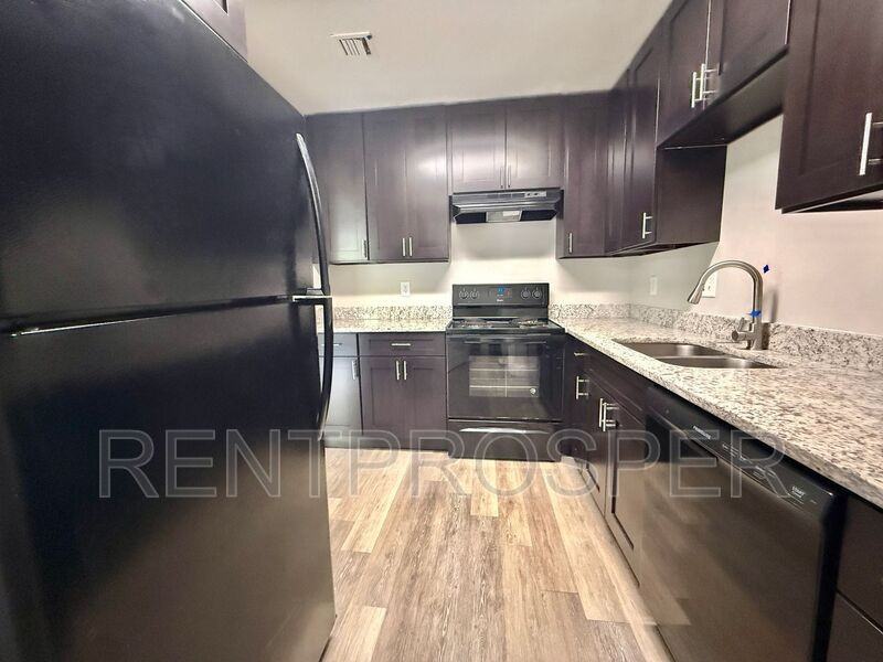 4111 S Semoran Blvd #16 - Photo 6 of 29