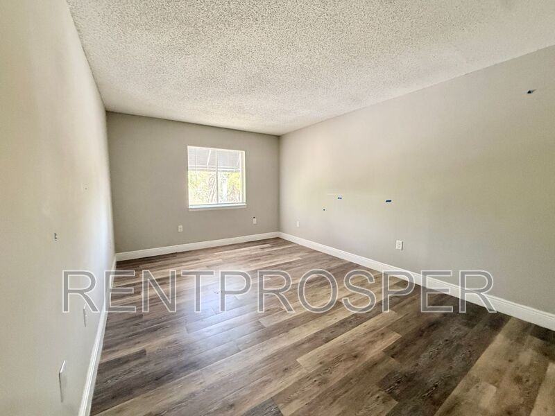 4111 S Semoran Blvd #16 - Photo 7 of 29