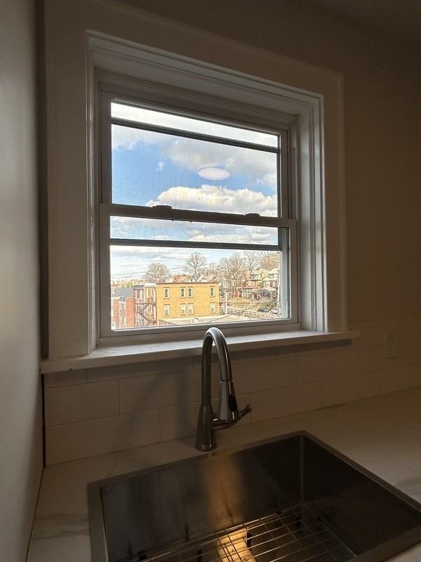 2903 Voelkel Ave #7 - Photo 3 of 25
