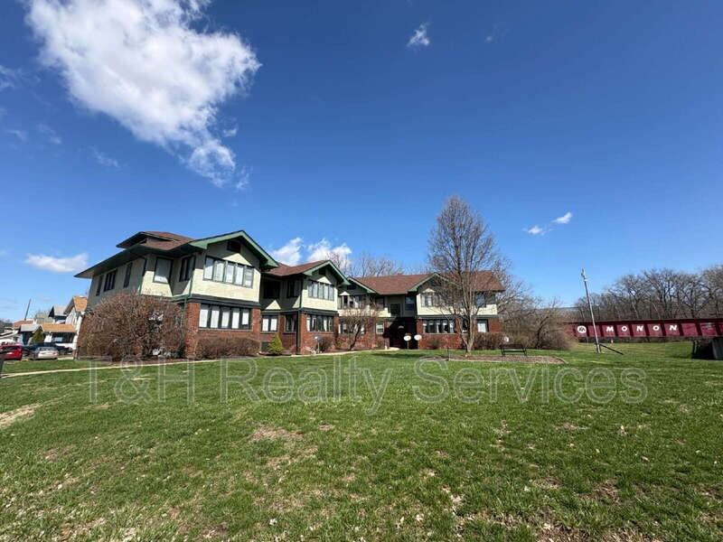 3510 E Fall Creek Parkway North Dr