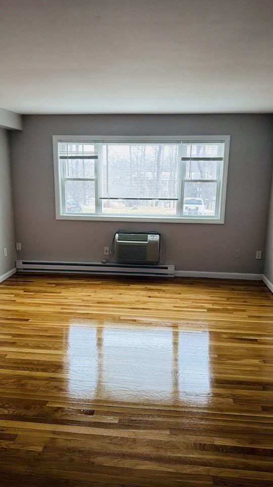 1-14 Iris Court - Photo 5 of 13