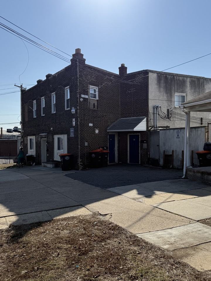 904 Keystone Road - Photo 3 of 11