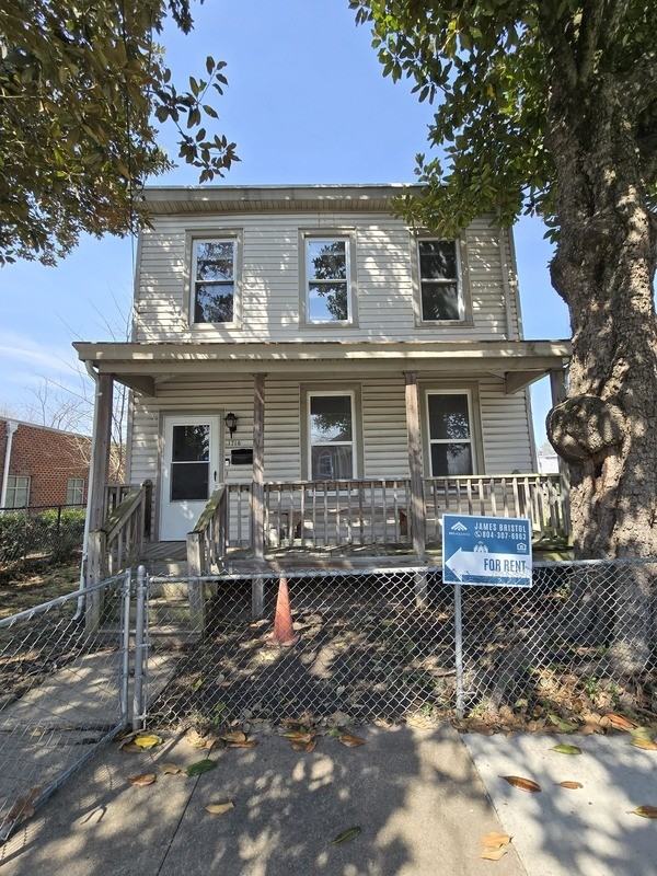 1718 N 22nd St - Photo 2 of 19