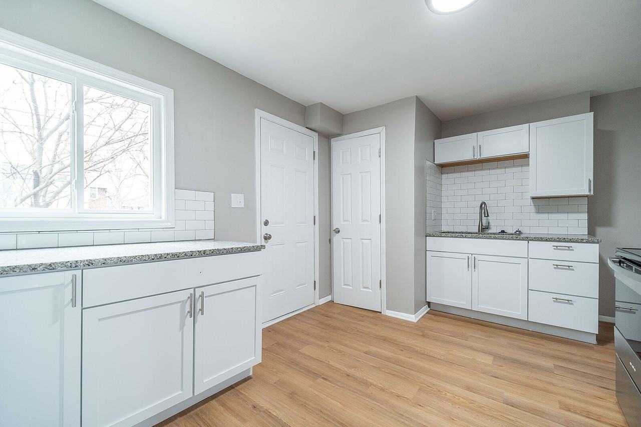 1395 - 1405 Lockbourne - Photo 5 of 15