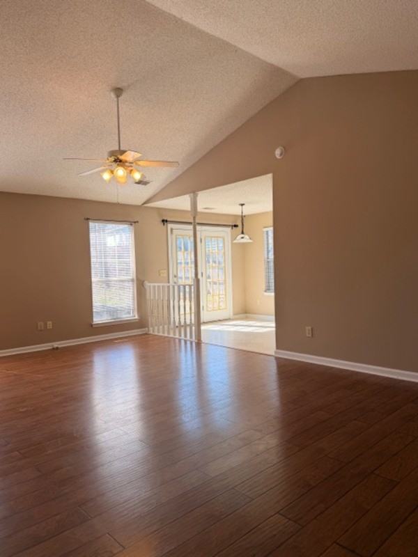 229 Stonewood Dr - Photo 5 of 22