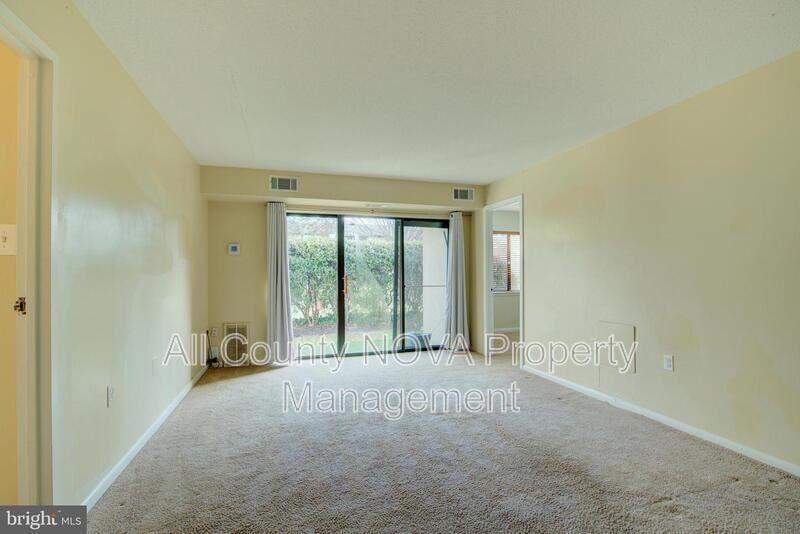 613 Center St #T2 - Photo 7 of 20