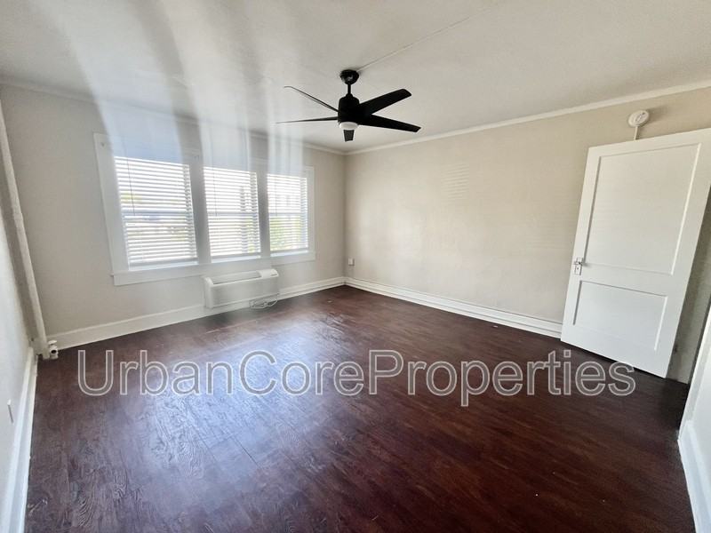 215 5th Ave N #308 - Photo 3 of 8