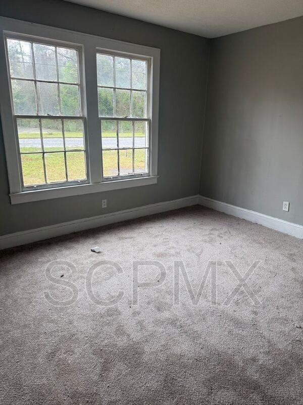 432 E Charlotte Ave - Photo 7 of 7