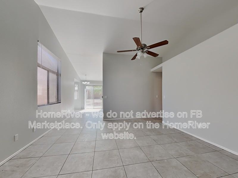 30580 N Maple Chase Dr - Photo 4 of 24