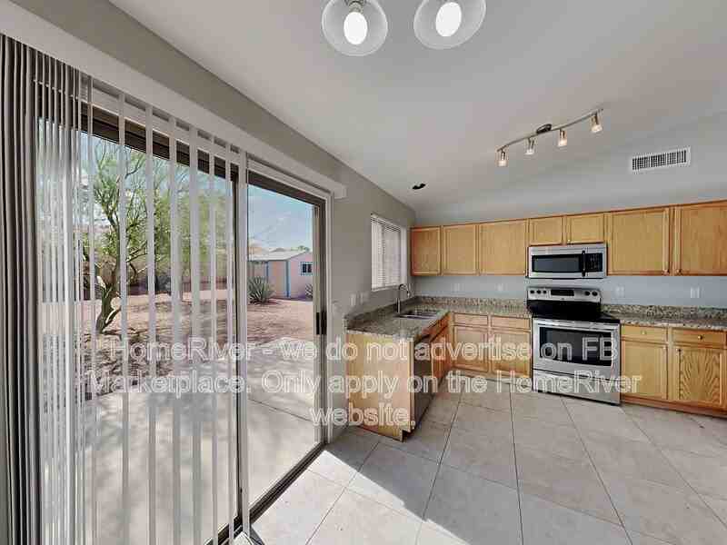 30580 N Maple Chase Dr - Photo 5 of 24