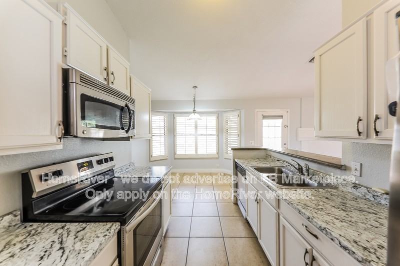 2 W Michelle Dr - Photo 6 of 18