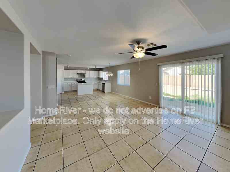 6012 W Wood St - Photo 7 of 27