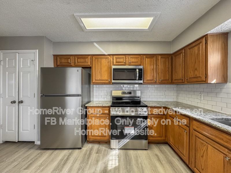 2513 Melissa Ln - Photo 2 of 24