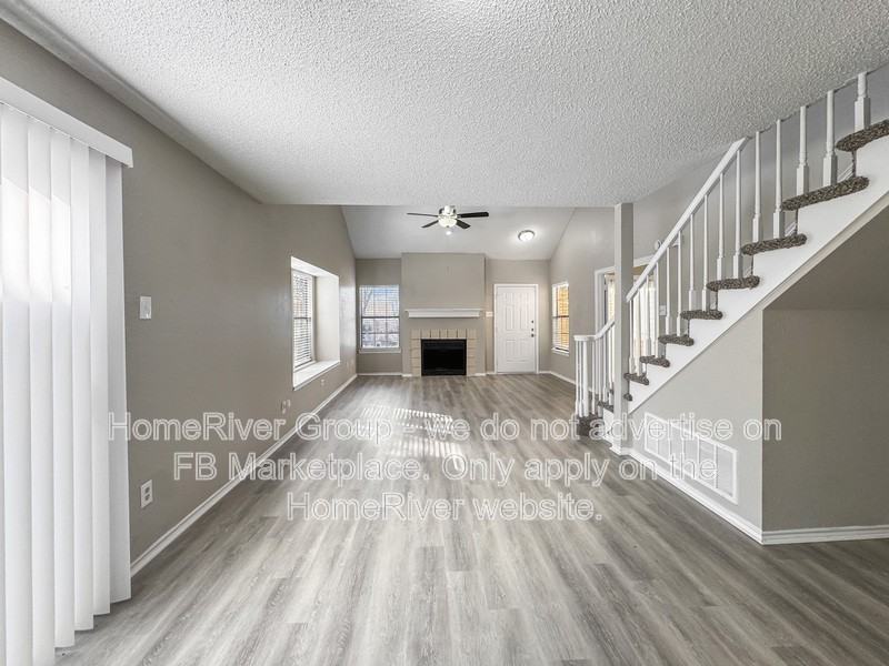 2513 Melissa Ln - Photo 3 of 24