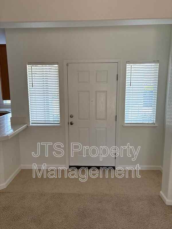 1576 Morning Glory Ln - Photo 7 of 22