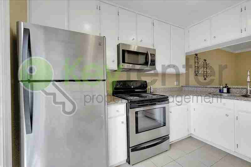 2254 Woodside Ln #2 - Photo 5 of 46