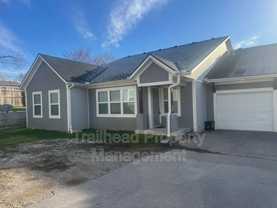 603 Hillcrest St Apt B #Apt B - Photo 1 of 1