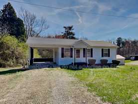 210 Deaton Loop - Photo 1 of 1