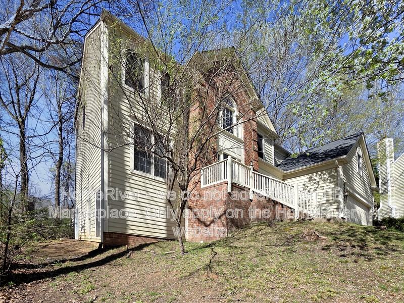 8803 Glenside St - Photo 2 of 26