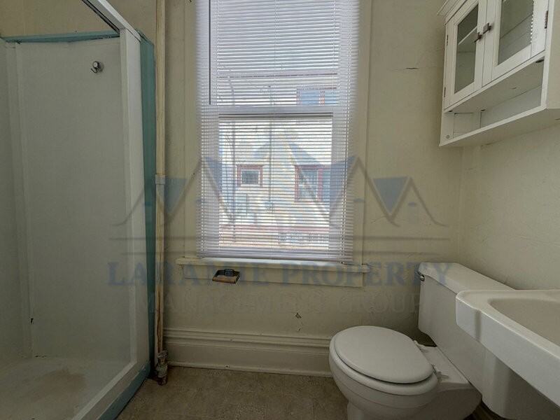 508 E Garfield St #1 - Photo 7 of 8