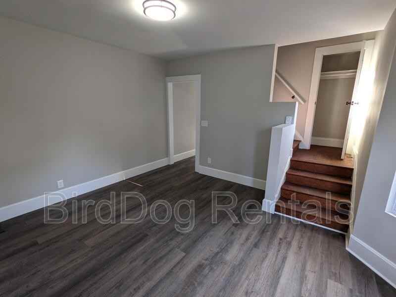 2735 Sutton Ave - Photo 4 of 21