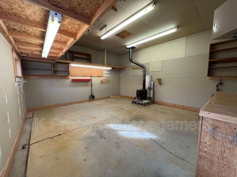 2217 1st Ave S - Photo 3 of 10