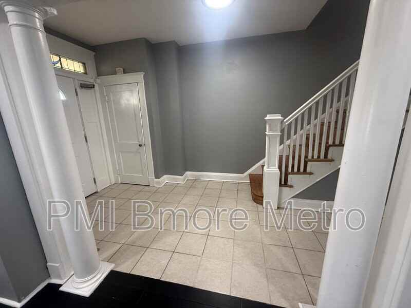 531 Willow Ave - Photo 2 of 13