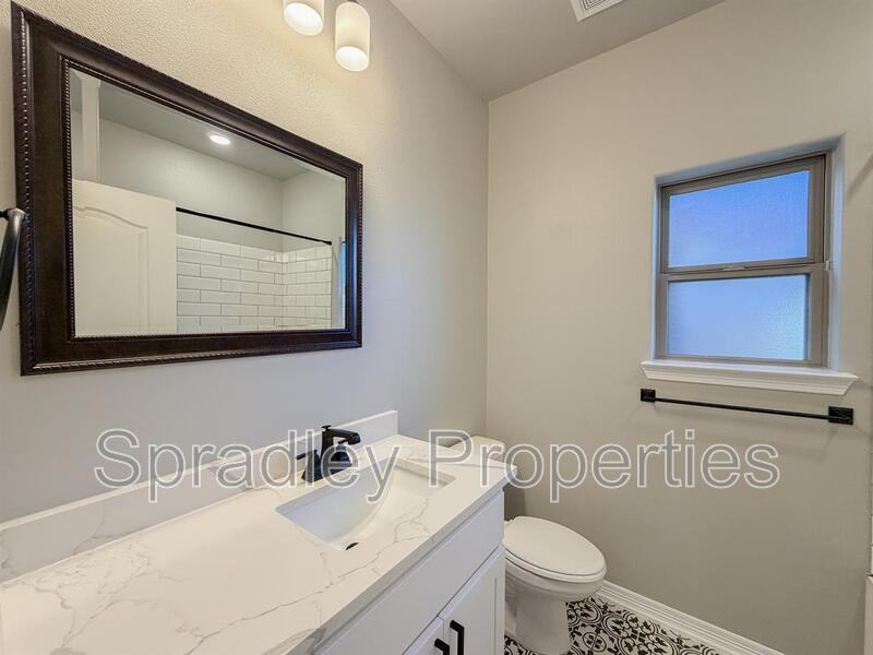 6125 Modena Dr - Photo 6 of 34