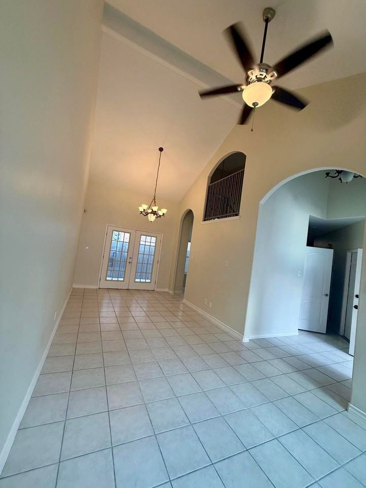 411 Shiloh Drive - Photo 2 of 16