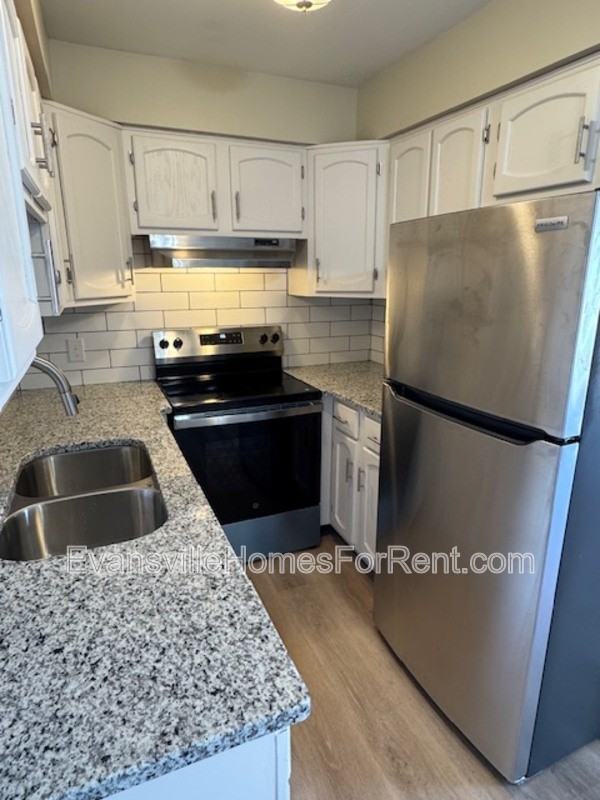 1638 Speaker Rd - Photo 3 of 13