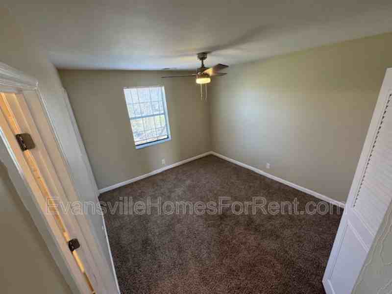 1638 Speaker Rd - Photo 5 of 13