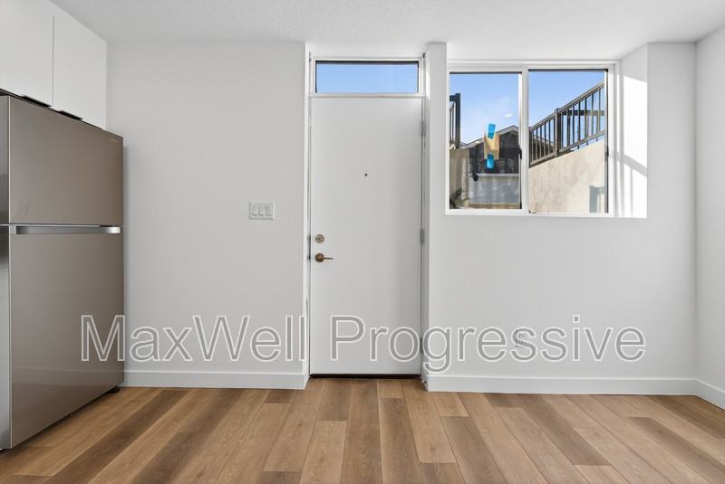 11111 51 St Nw #BS - Photo 2 of 22