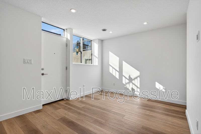 11111 51 St Nw #BS - Photo 5 of 22