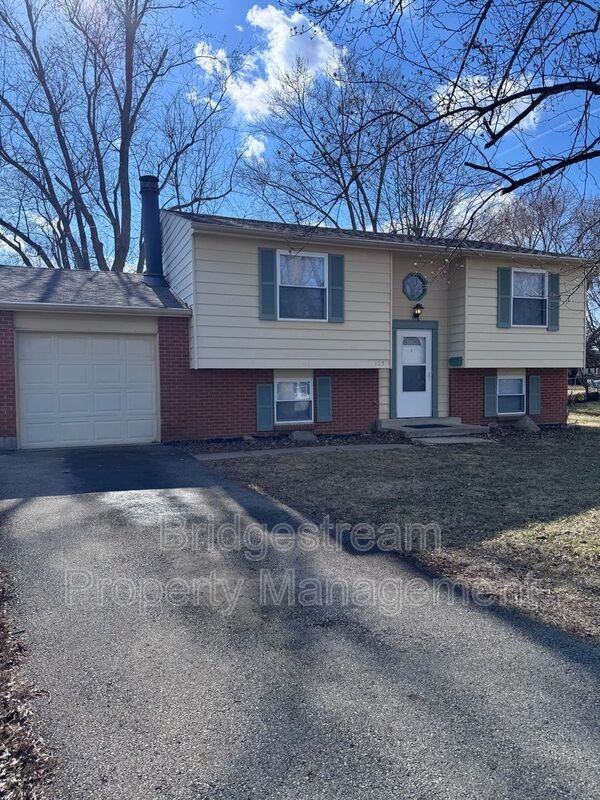 105 Bedford Farm Cir - Photo 2 of 29