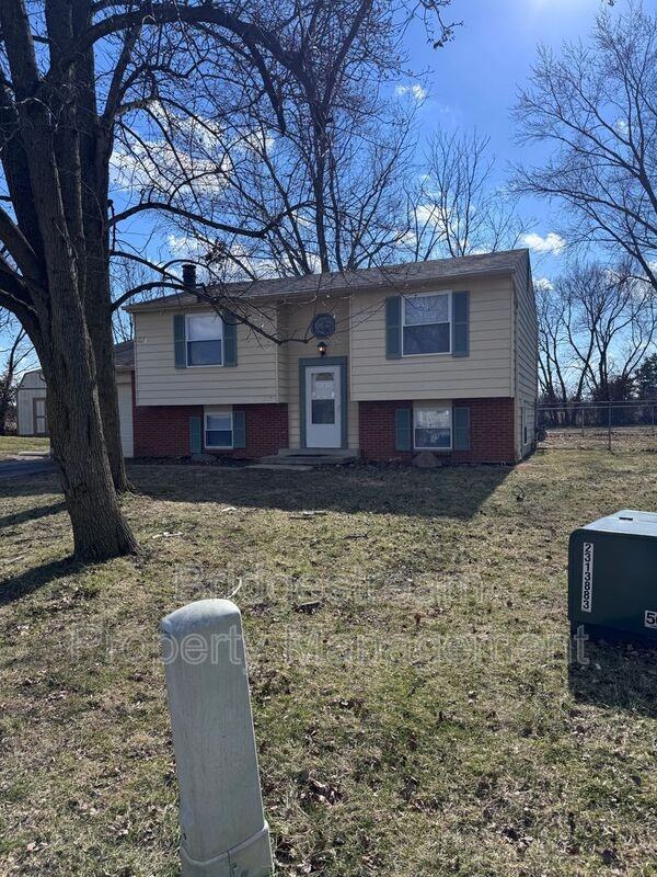 105 Bedford Farm Cir - Photo 3 of 29