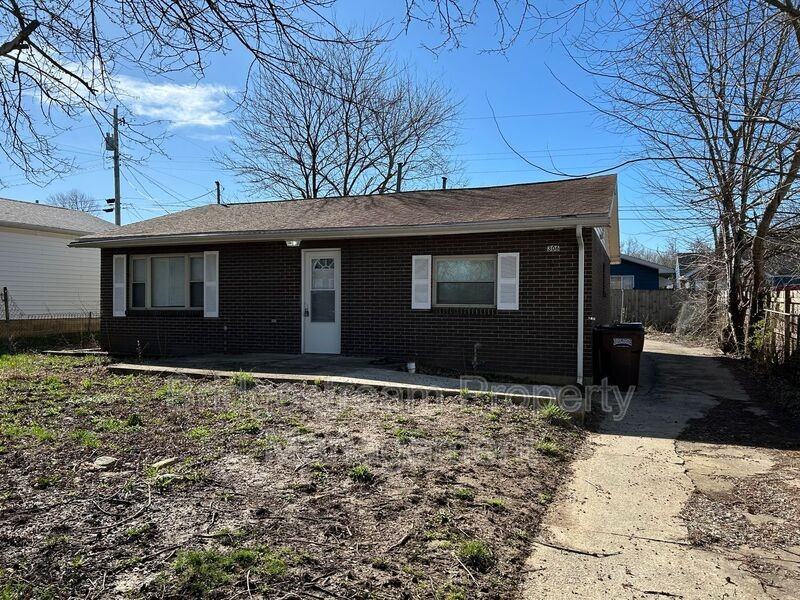 306 Buckeye Ave - Photo 2 of 9