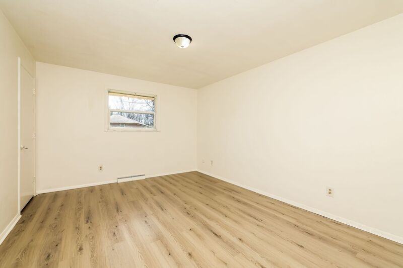 447 Ogden Rd #427 - Photo 7 of 9