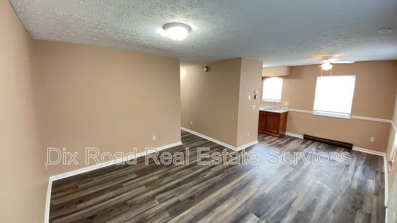 1107 Hunt Ave - Photo 5 of 21