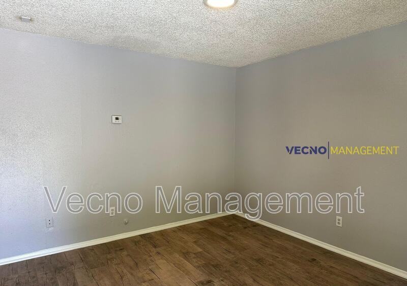 102 E Cheryl Dr #8 - Photo 6 of 9