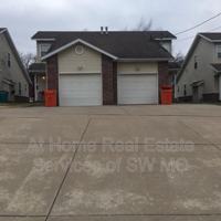 featured image of 3033 N Fremont Ave