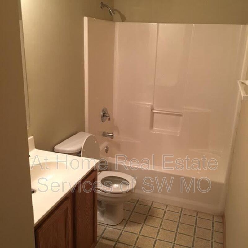 3033 N Fremont Ave - Photo 7 of 15