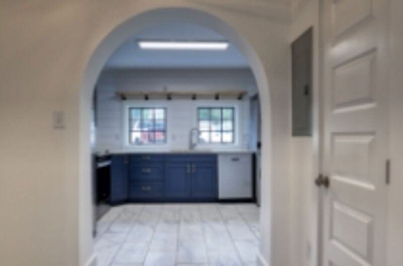 1122 Wellman Ave Ne #4 - Photo 6 of 9