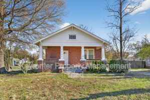 featured image of 2405 Freeman Mill Rd