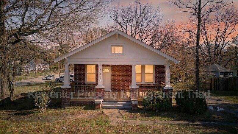 2405 Freeman Mill Rd - Photo 2 of 37