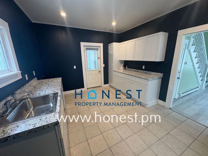 101 Sabattus St - Photo 2 of 24