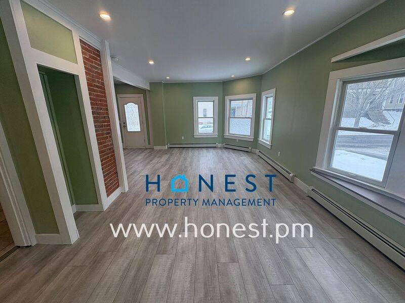 101 Sabattus St - Photo 5 of 24