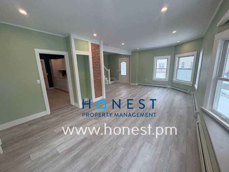 101 Sabattus St - Photo 6 of 24