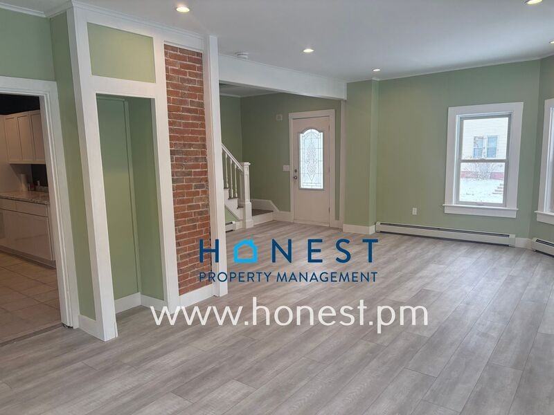 101 Sabattus St - Photo 7 of 24