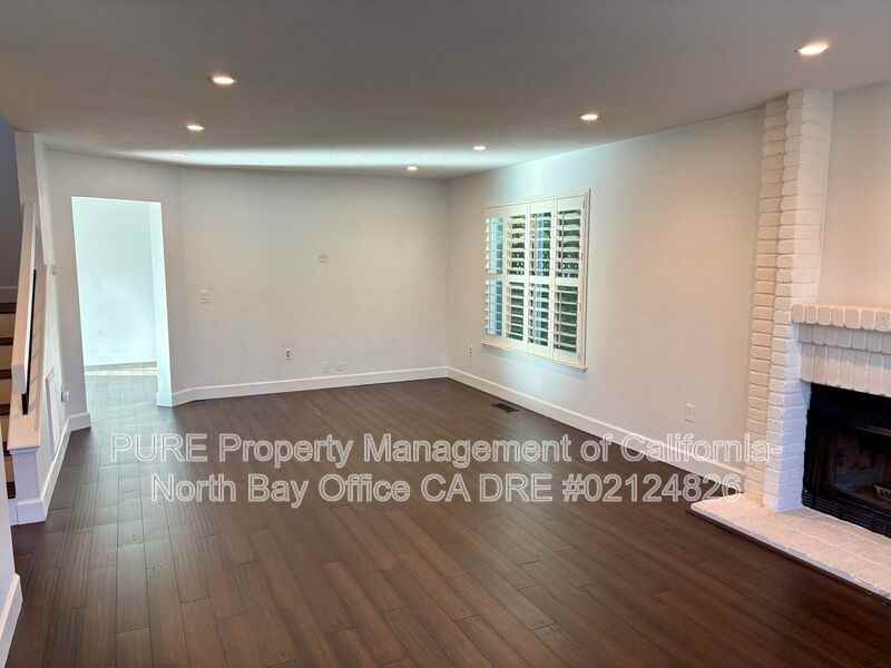 104 Banff Way - Photo 2 of 22