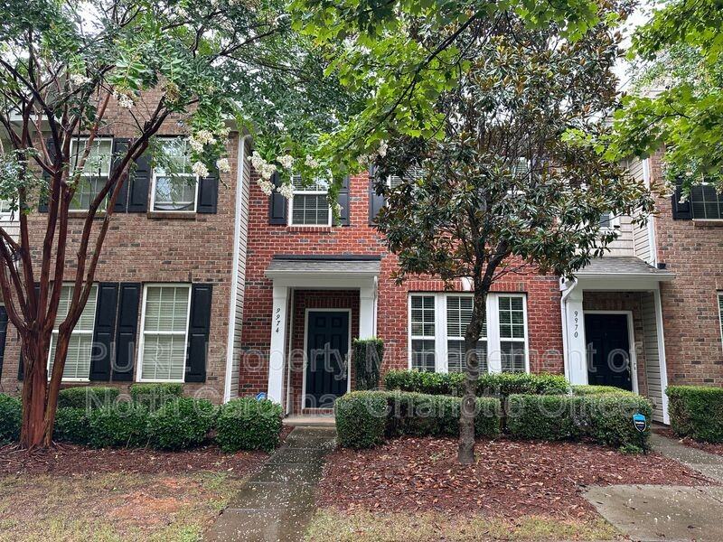 9974 Evergreen Terrace Dr - Photo 2 of 37